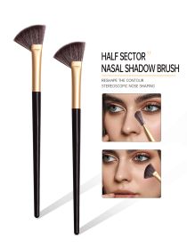 2PCS Cangzhou Sickle Nose Shadow Brush for Sculpting, Nose Wing Halo Dyeing, Super Soft Makeup Brush, Diagonal Nose Brush Tool (Handle Color: Gold)